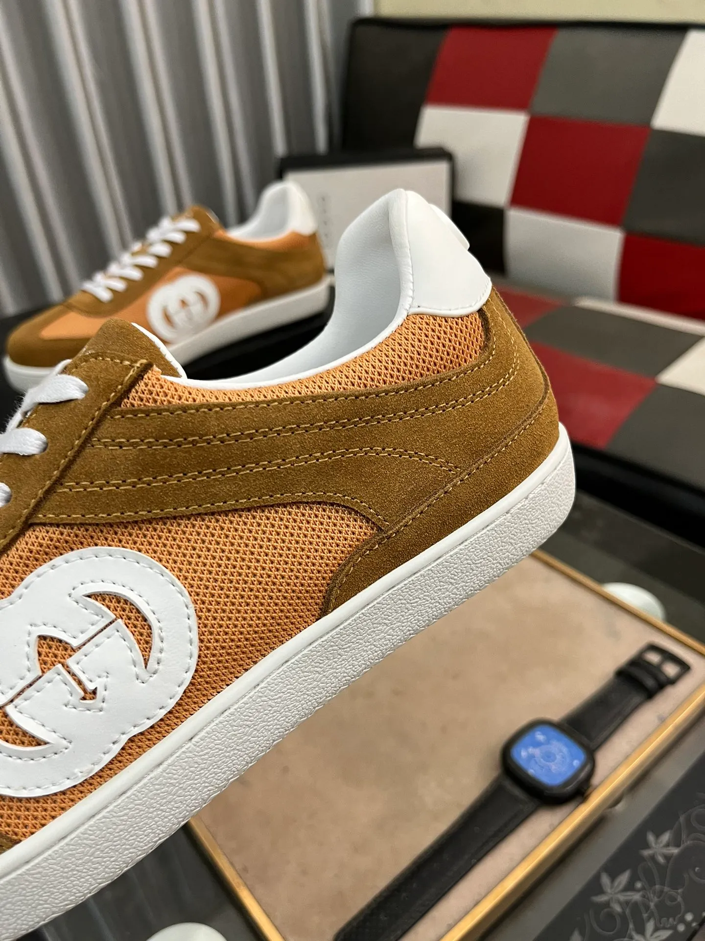 Men's shoes💰380⌚️⌚️[GUCCI] Gucci men's casual shoes are absolutely popular🔥The ultimate matching item for trendy men! The charm of super texture is irresistible, the main recommendation, the flower leather color is bright! The upper is made of high-quality cowhide + brand printed fabric, sheepskin feet, wear-resistant rubber sole, noble and elegant! Extremely comfortable🎁🎁You can be as handsome as you want💪 38-447️⃣colors available